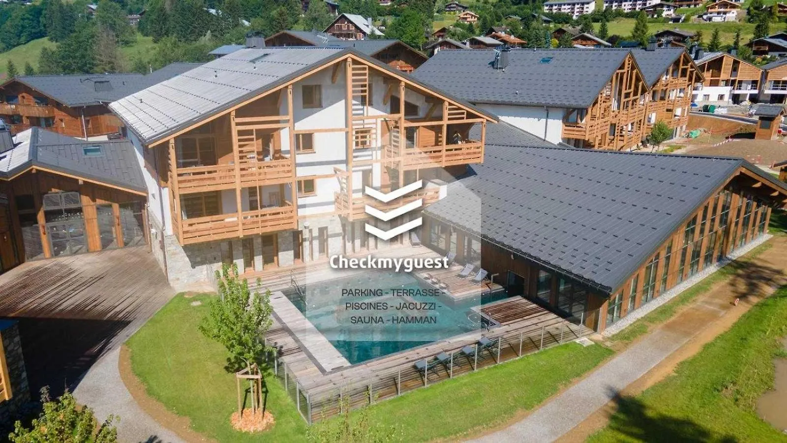 2 Bedroom Apartment With Terrace, Pool, Parking Megeve